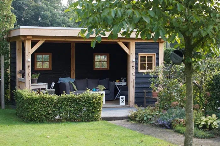 Zelf je Overkapping Maken? Bouw Je Eigen Stijlvolle Tuinruimte!